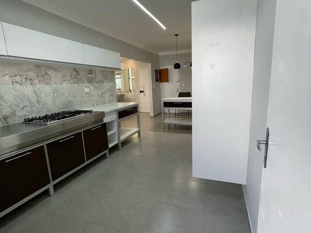 Apartamento para Venda em Santos - 4