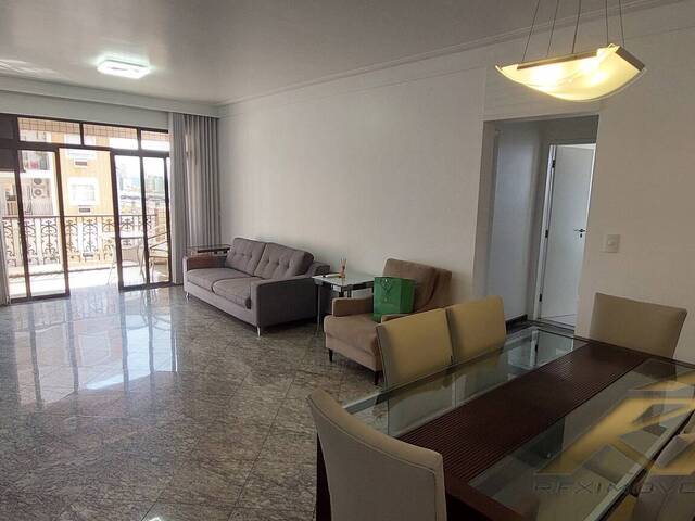 #V049 - Apartamento para Venda em Santos - SP